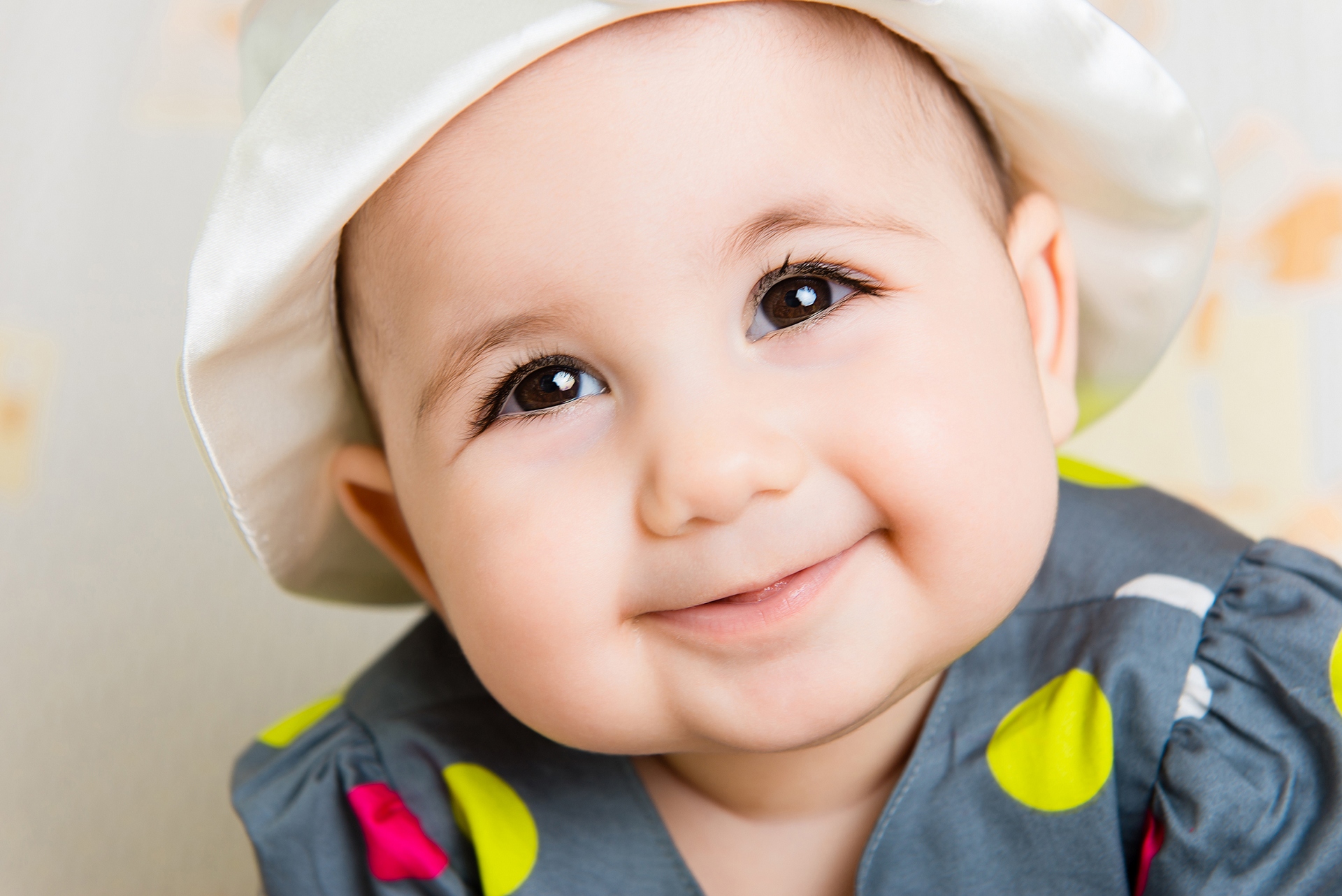 Babies' Eyes Development